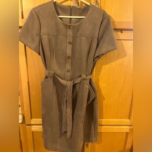 Womens Calvin Cline dress. Never worn. Has pockets and belt.